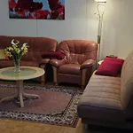 Casa vacanze Family Deluxe - Sleep Well! Very Quiet Night - Queensize Good Quality Twinbed And Second Bedroom 2 Single Beds- Spacious 60m2 - Supermarket Prisma And Restaurang Only 200m - And Trail - Tea And Coffee - Towels Savonlinna