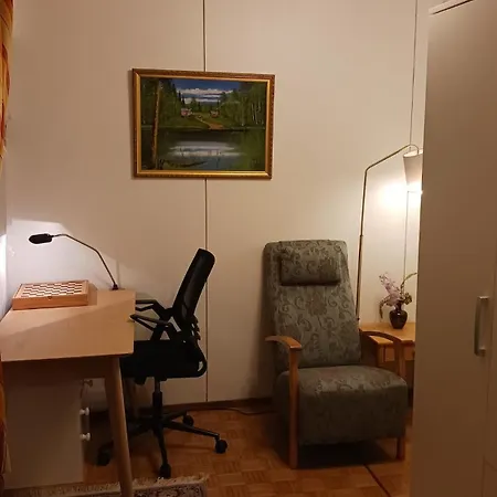 Semesterbostad Family Deluxe - Sleep Well! Very Quiet Night - Queensize Good Quality Twinbed And Second Bedroom 2 Single Beds- Spacious 60m2 - Supermarket Prisma And Restaurang Only 200m - And Trail - Tea And Coffee - Towels Nyslott