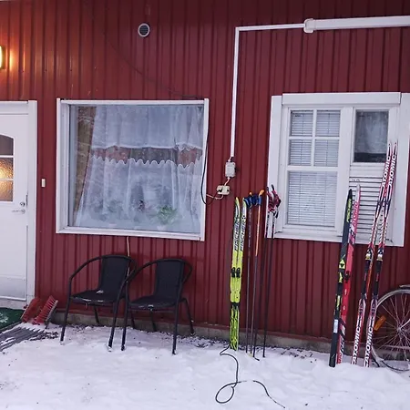 Family Deluxe - Sleep Well! Very Quiet Night - Queensize Good Quality Twinbed And Second Bedroom 2 Single Beds- Spacious 60m2 - Supermarket Prisma And Restaurang Only 200m - And Trail - Tea And Coffee - Towels Сasa de vacaciones Savonlinna