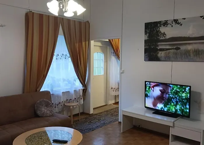 Сasa de vacaciones Family Deluxe - Sleep Well! Very Quiet Night - Queensize Good Quality Twinbed And Second Bedroom 2 Single Beds- Spacious 60m2 - Supermarket Prisma And Restaurang Only 200m - And Trail - Tea And Coffee - Towels Savonlinna