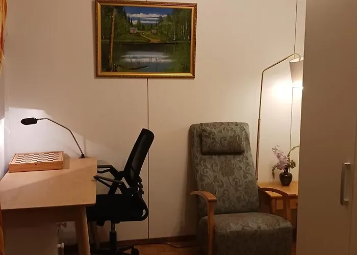 Сasa de vacaciones Family Deluxe - Sleep Well! Very Quiet Night - Queensize Good Quality Twinbed And Second Bedroom 2 Single Beds- Spacious 60m2 - Supermarket Prisma And Restaurang Only 200m - And Trail - Tea And Coffee - Towels Savonlinna