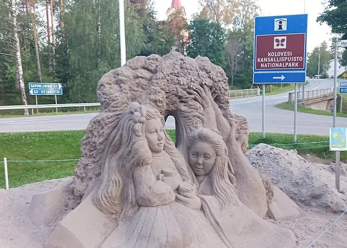 Сasa de vacaciones Family Deluxe - Sleep Well! Very Quiet Night - Queensize Good Quality Twinbed And Second Bedroom 2 Single Beds- Spacious 60m2 - Supermarket Prisma And Restaurang Only 200m - And Trail - Tea And Coffee - Towels