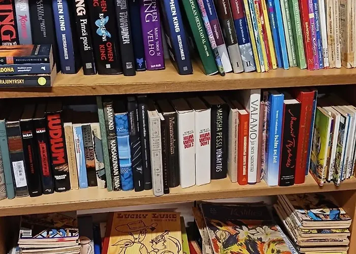 Family Deluxe - Sleep Well! Very Quiet Night - Queensize Good Quality Twinbed And Second Bedroom 2 Single Beds- Spacious 60m2 - Supermarket Prisma And Restaurang Only 200m - And Trail - Tea And Coffee - Towels בית נופש סאבונלינה