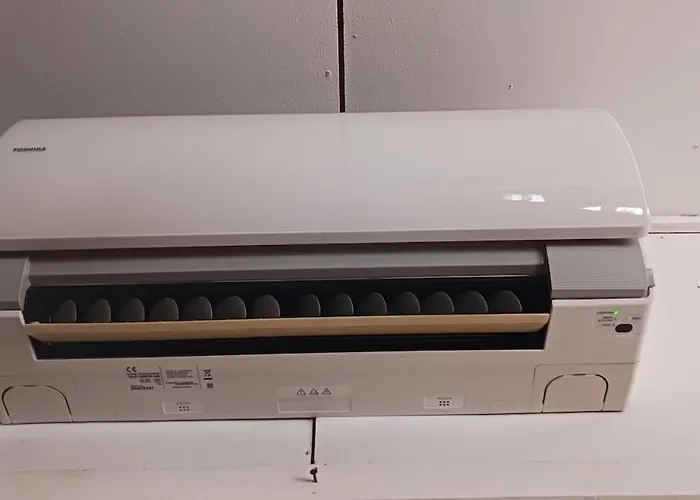 Family Deluxe - Sleep Well! Very Quiet Night - Queensize Good Quality Twinbed And Second Bedroom 2 Single Beds- Spacious 60m2 - Supermarket Prisma And Restaurang Only 200m - And Trail - Tea And Coffee - Towels Сasa de vacaciones