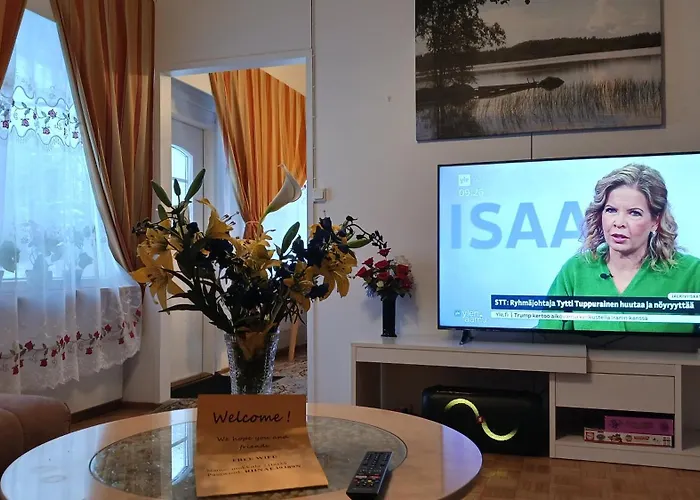 Сasa de vacaciones Family Deluxe - Sleep Well! Very Quiet Night - Queensize Good Quality Twinbed And Second Bedroom 2 Single Beds- Spacious 60m2 - Supermarket Prisma And Restaurang Only 200m - And Trail - Tea And Coffee - Towels Savonlinna