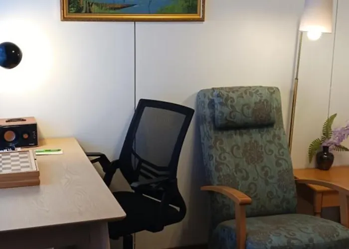 Family Deluxe - Sleep Well! Very Quiet Night - Queensize Good Quality Twinbed And Second Bedroom 2 Single Beds- Spacious 60m2 - Supermarket Prisma And Restaurang Only 200m - And Trail - Tea And Coffee - Towels Сasa de vacaciones *