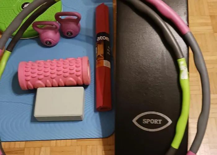 Сasa de vacaciones Family Deluxe - Sleep Well! Very Quiet Night - Queensize Good Quality Twinbed And Second Bedroom 2 Single Beds- Spacious 60m2 - Supermarket Prisma And Restaurang Only 200m - And Trail - Tea And Coffee - Towels *